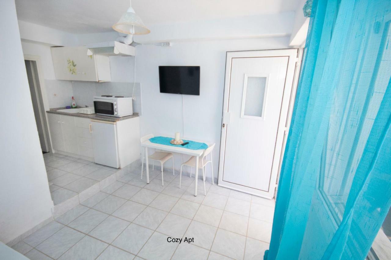 Aello Sea-Seafront Apartments Skala Fourkas Luaran gambar